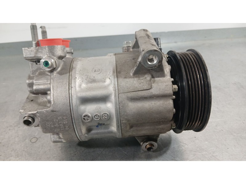 Recambio de compresor aire acondicionado para ford puma (j2k, cf7) 1.0 ecoboost mhev referencia OEM IAM 2469393  