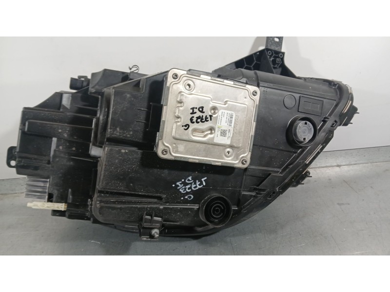 Recambio de faro izquierdo para ford puma (j2k, cf7) 1.0 ecoboost mhev referencia OEM IAM 2482533  