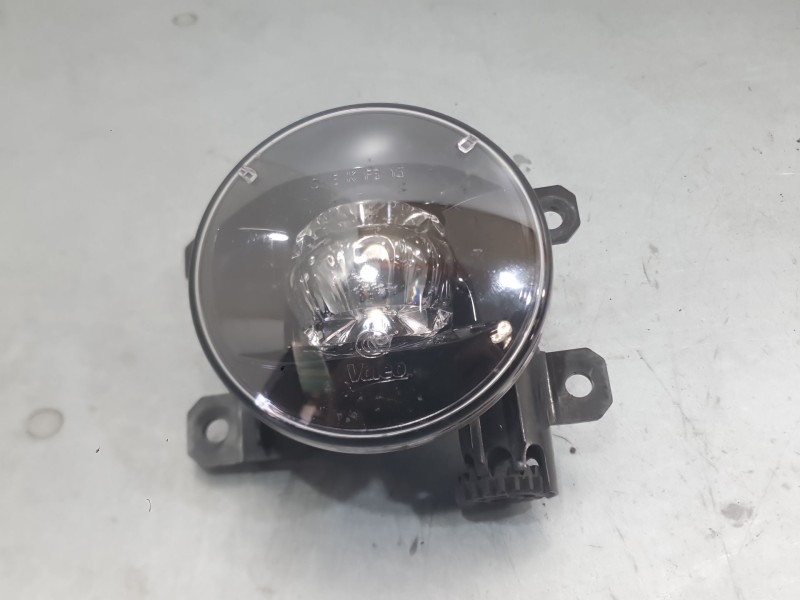 Recambio de faro antiniebla izquierdo para peugeot 2008 ii (ud_, us_, uy_, uj_, ur_, uc_) 1.5 bluehdi 110 (udyhsk) referencia OE