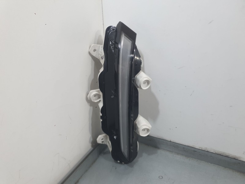 Recambio de piloto delantero derecho para peugeot 2008 ii (ud_, us_, uy_, uj_, ur_, uc_) 1.5 bluehdi 110 (udyhsk) referencia OEM