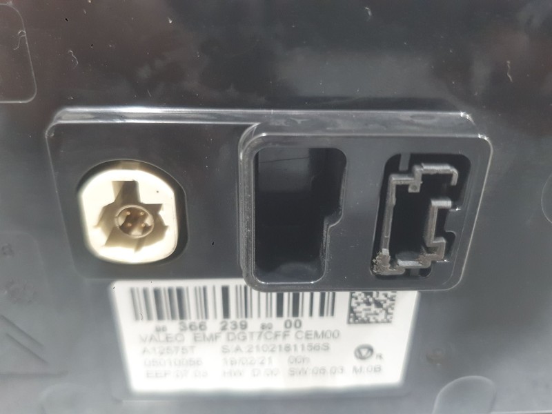 Recambio de sistema navegacion gps para peugeot 2008 ii (ud_, us_, uy_, uj_, ur_, uc_) 1.5 bluehdi 110 (udyhsk) referencia OEM I