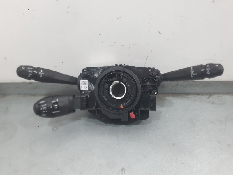 Recambio de mando luces y limpia para peugeot 2008 ii (ud_, us_, uy_, uj_, ur_, uc_) 1.5 bluehdi 110 (udyhsk) referencia OEM IAM