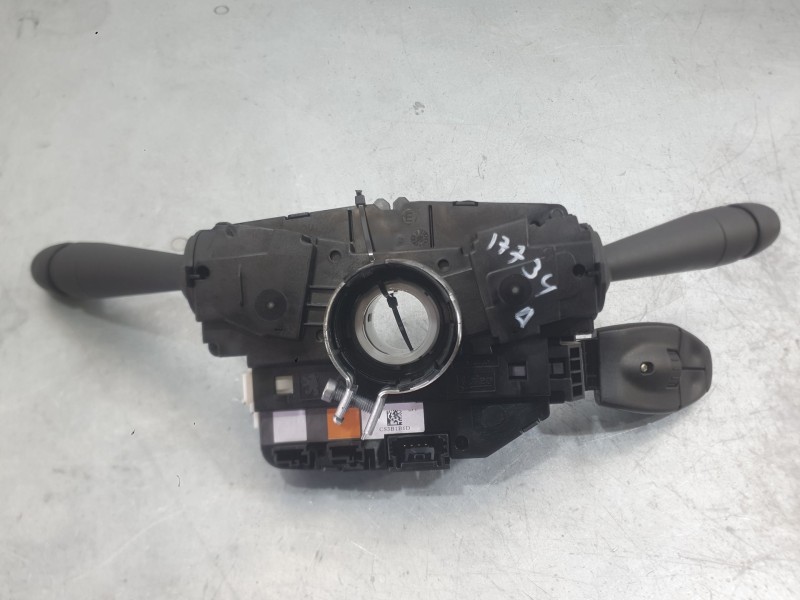 Recambio de mando luces y limpia para peugeot 2008 ii (ud_, us_, uy_, uj_, ur_, uc_) 1.5 bluehdi 110 (udyhsk) referencia OEM IAM