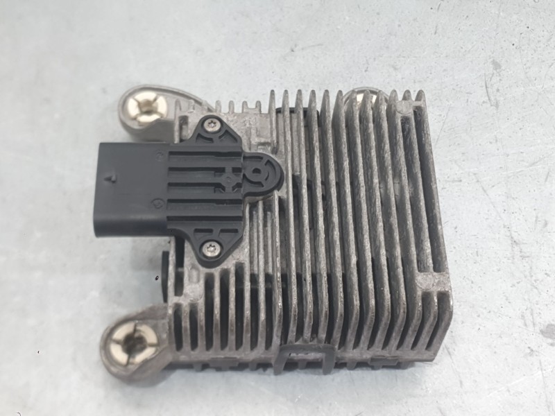 Recambio de modulo electronico para peugeot 2008 ii (ud_, us_, uy_, uj_, ur_, uc_) 1.5 bluehdi 110 (udyhsk) referencia OEM IAM  