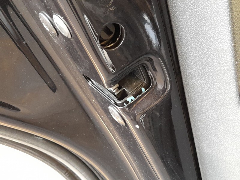 Recambio de cerradura puerta trasera izquierda para volkswagen tiguan (5n_) 2.0 tdi referencia OEM IAM 3C4839015A  