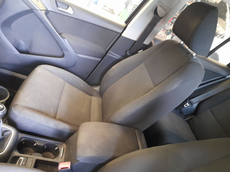 Recambio de asiento delantero derecho para volkswagen tiguan (5n_) 2.0 tdi referencia OEM IAM   
