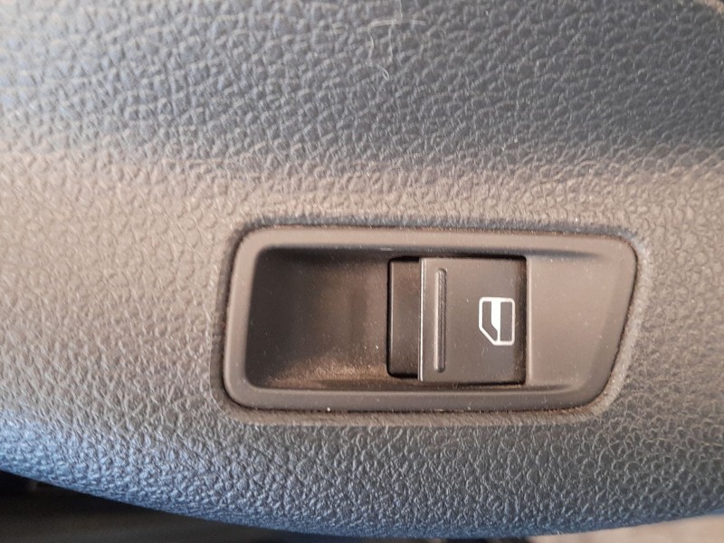 Recambio de mando elevalunas trasero derecho para volkswagen tiguan (5n_) 2.0 tdi referencia OEM IAM 7L6959855CREH  