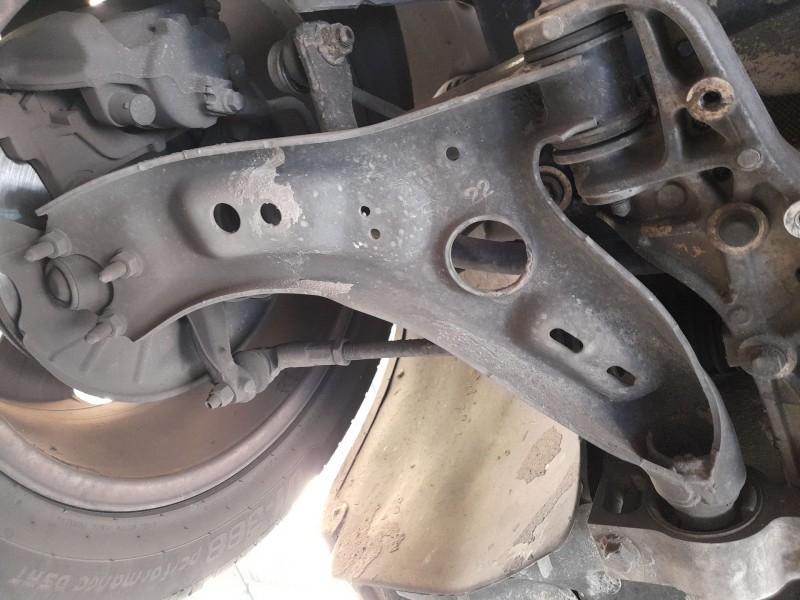 Recambio de brazo suspension inferior delantero derecho para volkswagen tiguan (5n_) 2.0 tdi referencia OEM IAM 3C0407151G  