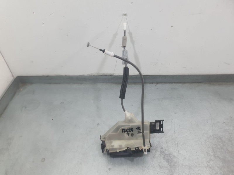 Recambio de cerradura puerta trasera derecha para opel corsa f (p2jo) 1.2 (68) referencia OEM IAM 16944418  