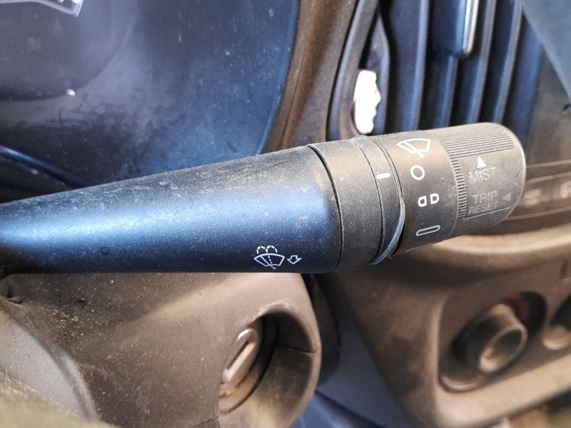 Recambio de mando luces y limpia para fiat doblo cargo (263_) 1.3 d multijet referencia OEM IAM 735707938  