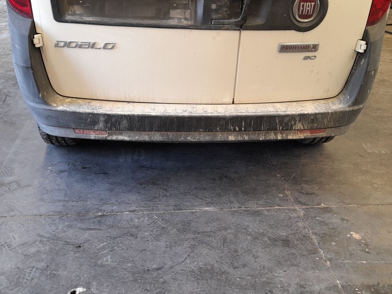 Recambio de paragolpes trasero para fiat doblo cargo (263_) 1.3 d multijet referencia OEM IAM 735497862  