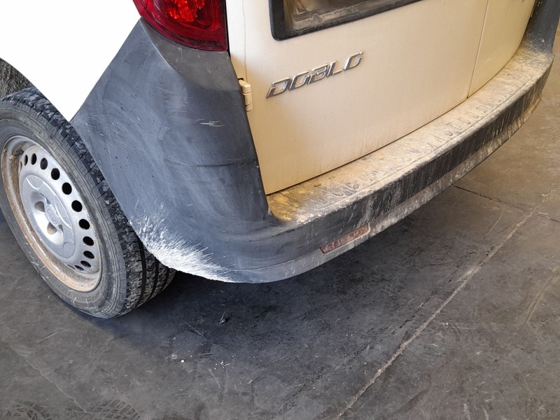 Recambio de paragolpes trasero para fiat doblo cargo (263_) 1.3 d multijet referencia OEM IAM 735497862  