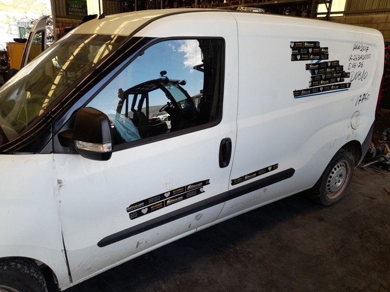 Recambio de puerta delantera izquierda para fiat doblo cargo (263_) 1.3 d multijet referencia OEM IAM 52155068  