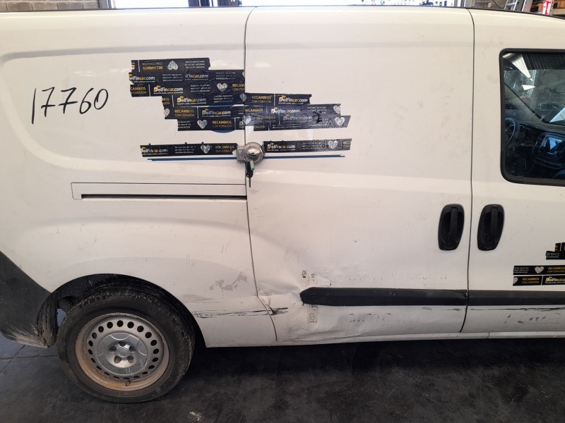 Recambio de puerta lateral corredera derecha para fiat doblo cargo (263_) 1.3 d multijet referencia OEM IAM 52112385 TOCADA 