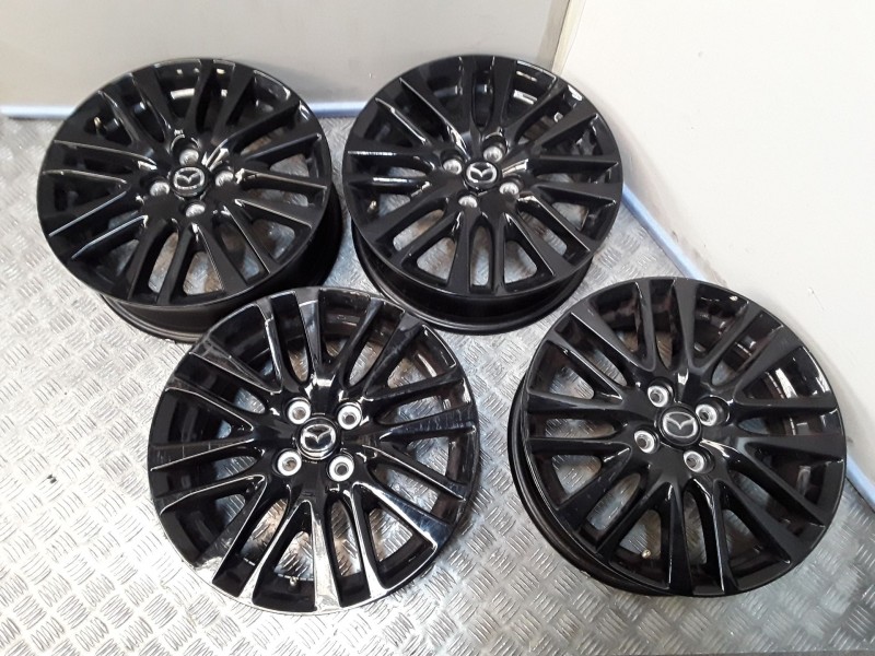 Recambio de juego llantas aluminio para mazda 2 hatchback (dl, dj) 1.5 skyactiv-g referencia OEM IAM 5.5X16 4 TORN ET40 ROZADAS 