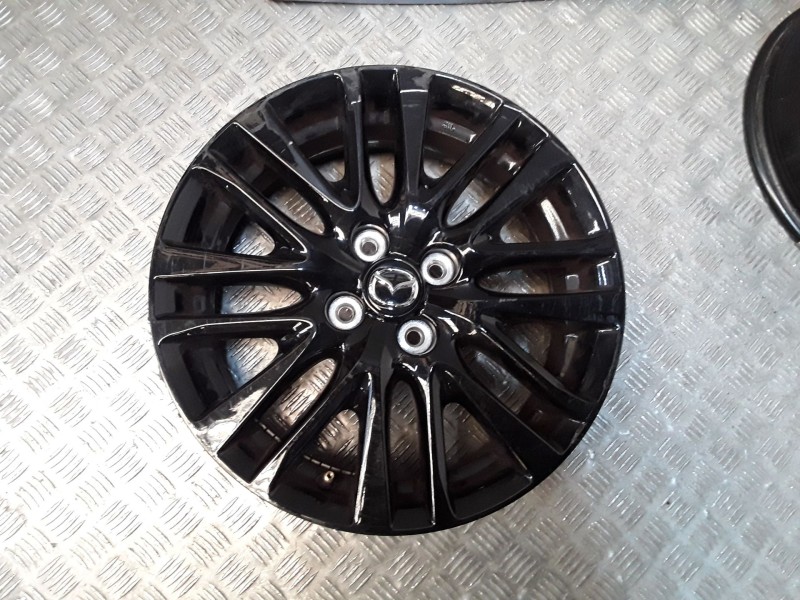 Recambio de juego llantas aluminio para mazda 2 hatchback (dl, dj) 1.5 skyactiv-g referencia OEM IAM 5.5X16 4 TORN ET40 ROZADAS 