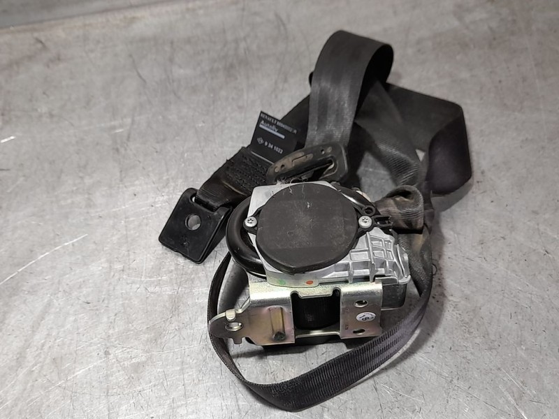 Recambio de pretensor airbag trasero derecho para renault megane iii coupe dynamique referencia OEM IAM   