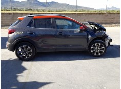KIA STONIC (YB)