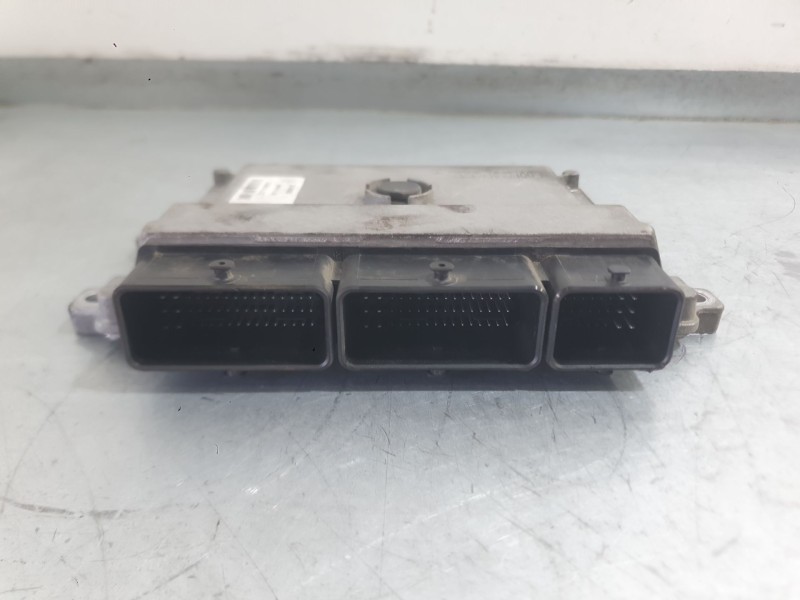 Recambio de centralita motor uce para dacia sandero ii (b8_) tce 90 (b8m1, b8ma) referencia OEM IAM 237109612R  