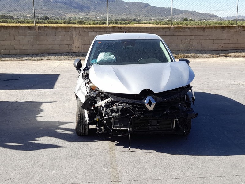 renault clio v (b7_) del año 2021