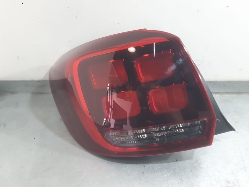 Recambio de piloto trasero izquierdo para dacia sandero ii (b8_) tce 90 (b8m1, b8ma) referencia OEM IAM 265550577R  
