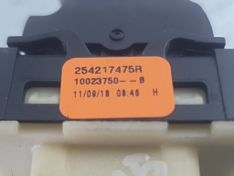 Recambio de mando elevalunas trasero izquierdo para dacia sandero ii (b8_) tce 90 (b8m1, b8ma) referencia OEM IAM 254217475R  