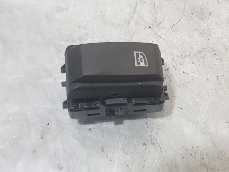 Recambio de interruptor para dacia sandero ii (b8_) tce 90 (b8m1, b8ma) referencia OEM IAM  BLOQUEO PUERTAS 
