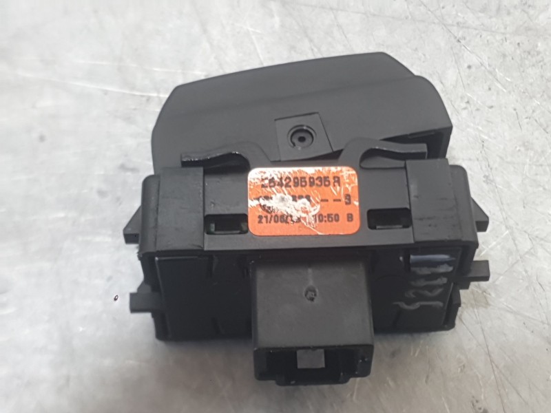 Recambio de interruptor para dacia sandero ii (b8_) tce 90 (b8m1, b8ma) referencia OEM IAM  BLOQUEO PUERTAS 