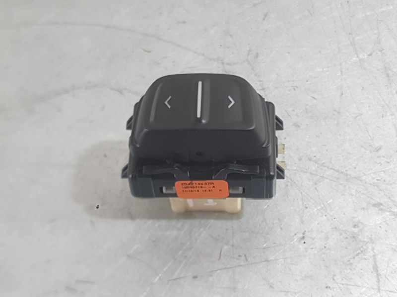 Recambio de mando elevalunas trasero izquierdo para dacia sandero ii (b8_) tce 90 (b8m1, b8ma) referencia OEM IAM  DELANTERO 