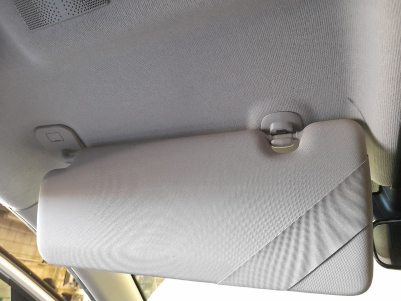 Recambio de parasol izquierdo para renault clio v (b7_) 1.0 sce 65 (b7mg) referencia OEM IAM 964011680R  