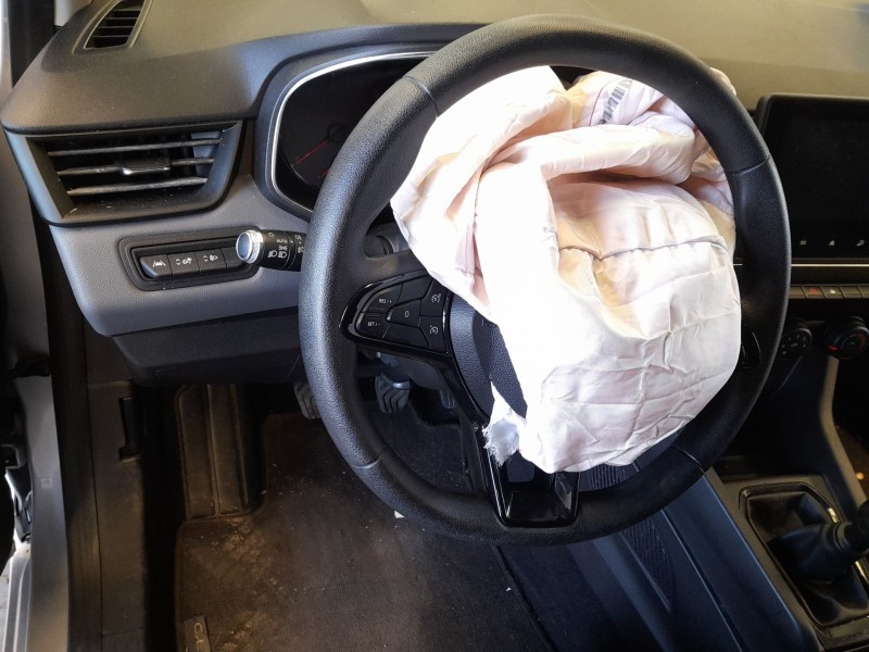 Recambio de volante para renault clio v (b7_) 1.0 sce 65 (b7mg) referencia OEM IAM 484001110R  