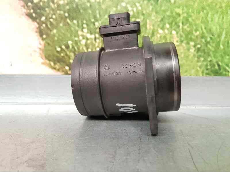 Recambio de caudalimetro para volkswagen polo (6r1) advance referencia OEM IAM 03P906461 0281006132 BOSCH
