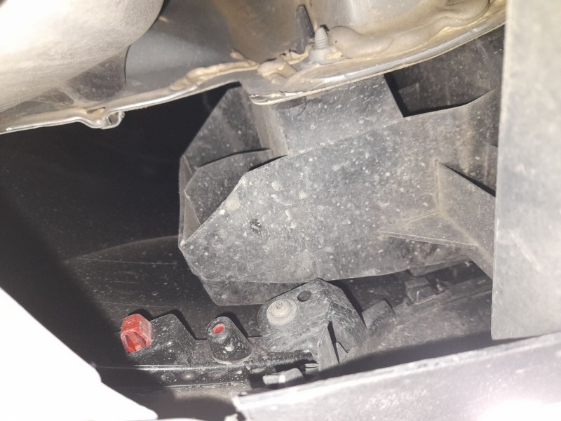 Recambio de refuerzo paragolpes trasero para renault clio v (b7_) 1.0 sce 65 (b7mg) referencia OEM IAM 850942892R  