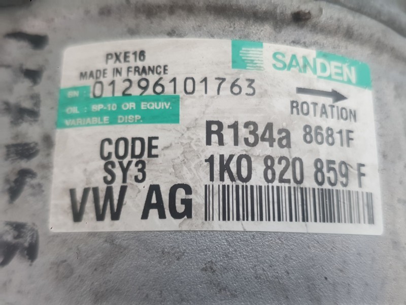 Recambio de compresor aire acondicionado para audi a3 sportback (8pa) 2.0 tdi 16v referencia OEM IAM 1K0820859S  