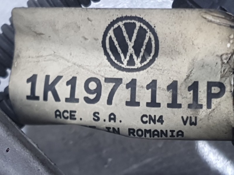 Recambio de cremallera direccion para audi a3 sportback (8pa) 2.0 tdi 16v referencia OEM IAM 1K1423055M  