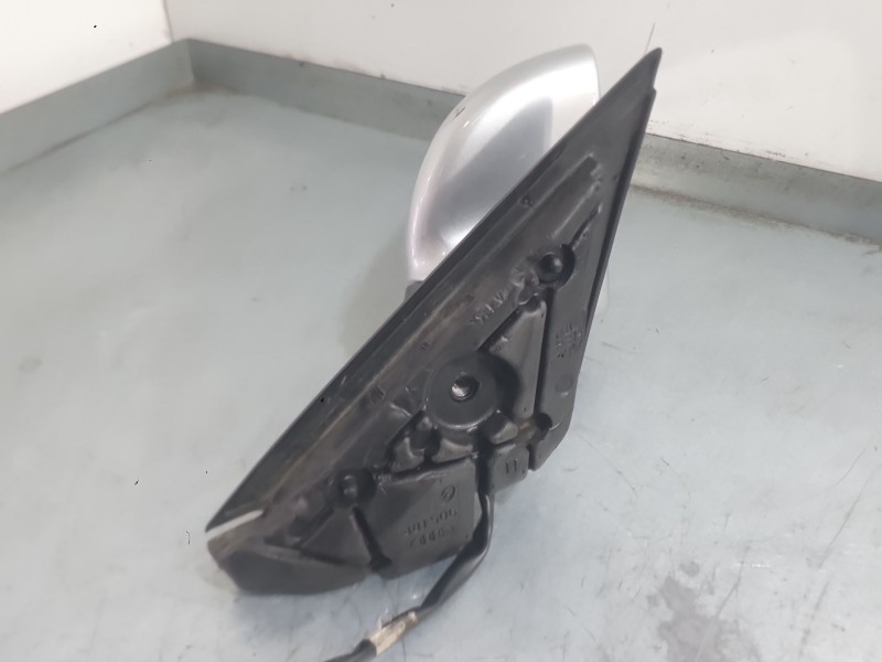 Recambio de retrovisor derecho para audi a3 sportback (8pa) 2.0 tdi 16v referencia OEM IAM 8P1858532KFKZ  