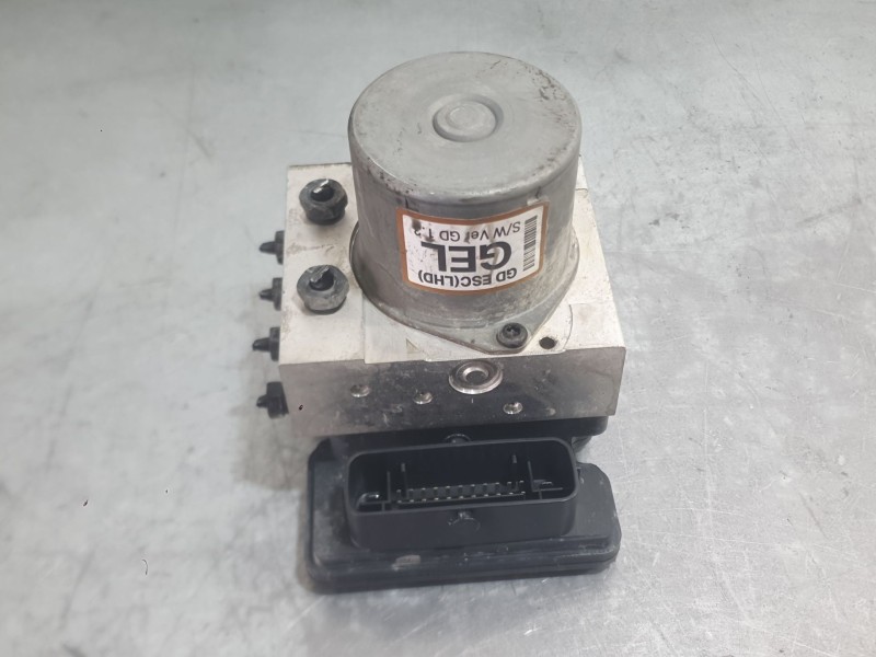 Recambio de abs para hyundai i30 (gd) 1.4 referencia OEM IAM 58920A6110  
