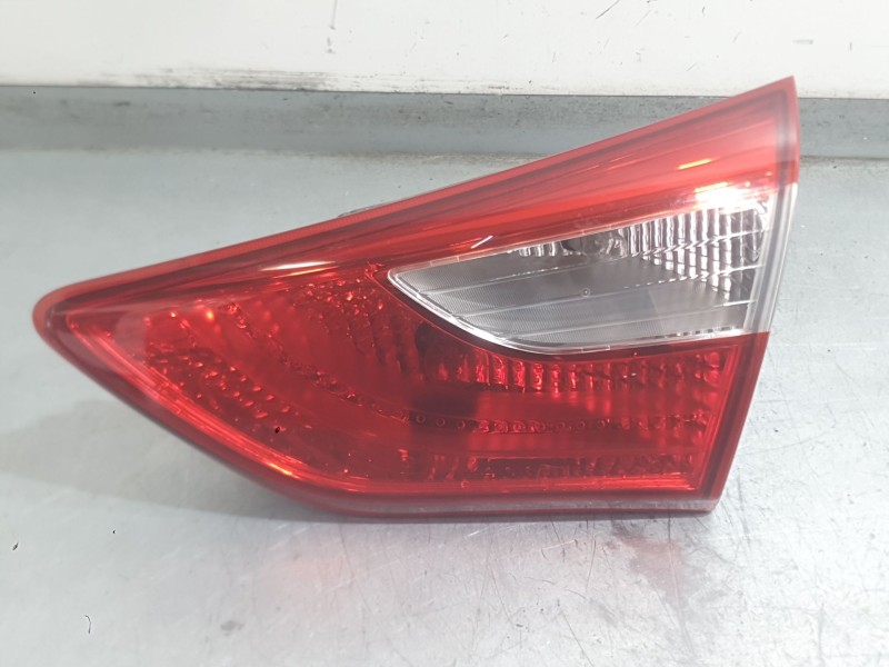 Recambio de piloto trasero derecho interior para hyundai i30 (gd) 1.4 referencia OEM IAM 92440A5010 92404A5010 