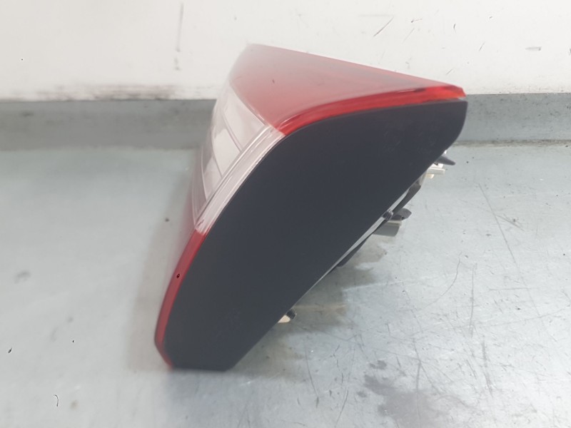 Recambio de piloto trasero derecho interior para hyundai i30 (gd) 1.4 referencia OEM IAM 92440A5010 92404A5010 