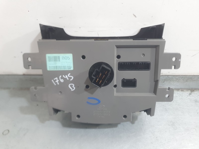 Recambio de mando climatizador para hyundai i30 (gd) 1.4 referencia OEM IAM 97250A6000GU  