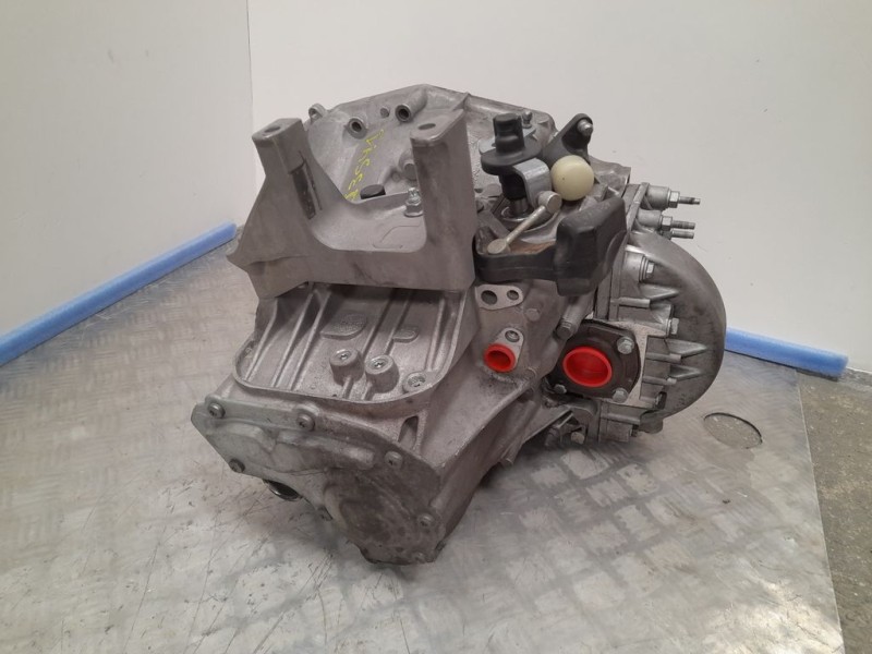 Recambio de caja cambios para peugeot 508 business line referencia OEM IAM 20MB27 0985055 6VELOCIDADES