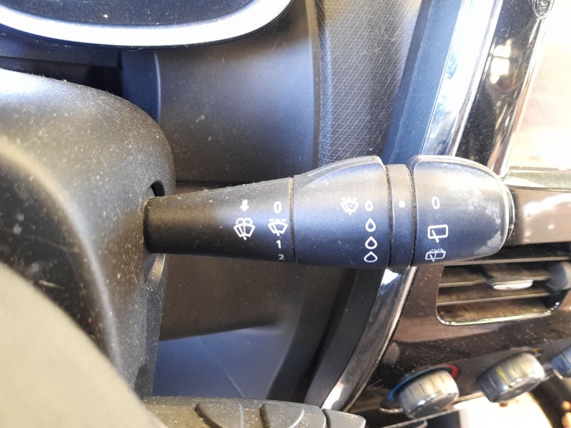 Recambio de mando luces y limpia para renault clio iv (bh_) 1.5 dci 75 referencia OEM IAM 255401303R  8201168013