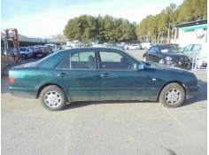 MERCEDES-BENZ CLASE E (W210) BERLINA