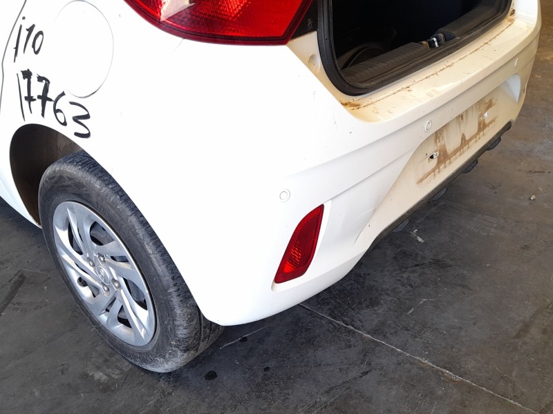 Recambio de paragolpes trasero para hyundai i10 iii (ac3, ai3) 1.0 mpi referencia OEM IAM 86611K7000  