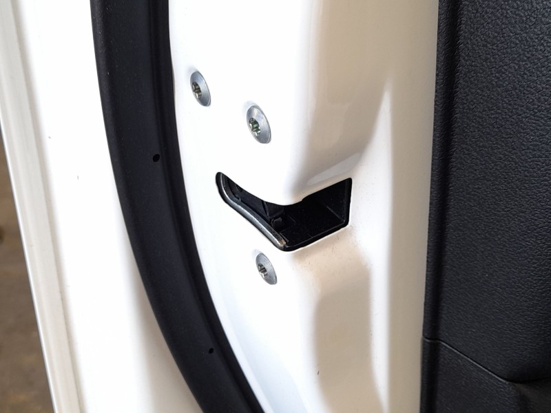 Recambio de cerradura puerta delantera izquierda para hyundai i10 iii (ac3, ai3) 1.0 mpi referencia OEM IAM 81310K7000  