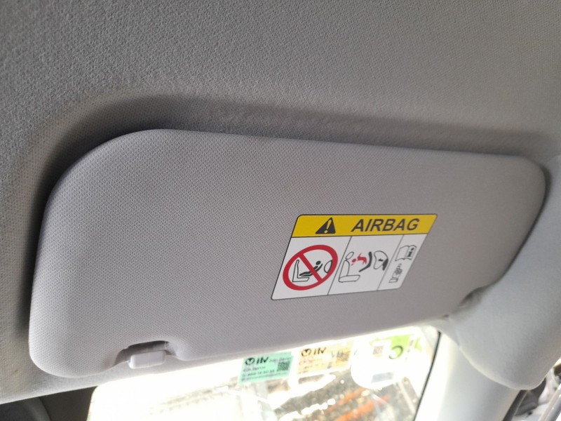 Recambio de parasol derecho para hyundai i10 iii (ac3, ai3) 1.0 mpi referencia OEM IAM 85220K7130NNB  