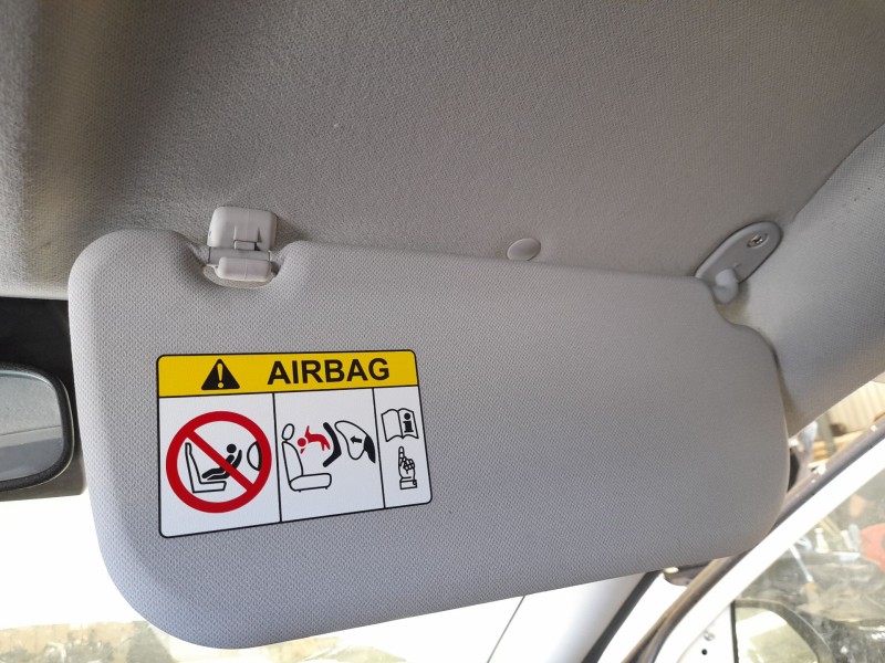Recambio de parasol derecho para hyundai i10 iii (ac3, ai3) 1.0 mpi referencia OEM IAM 85220K7130NNB  