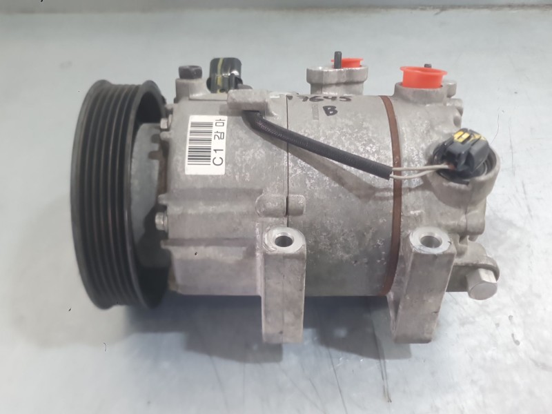 Recambio de compresor aire acondicionado para hyundai i30 (gd) 1.4 referencia OEM IAM 97701G4100 F500JDCAE11 