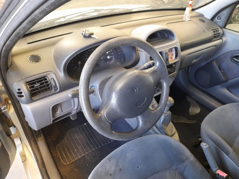 renault clio ii (bb_, cb_) del año 1999