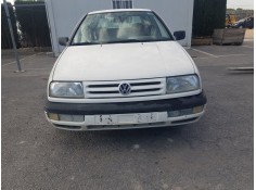 VOLKSWAGEN VENTO (1H2)